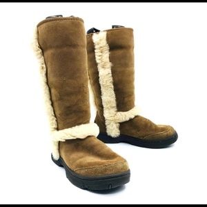 UGG Sunburst Tall Boots Size 7 — Rare!
